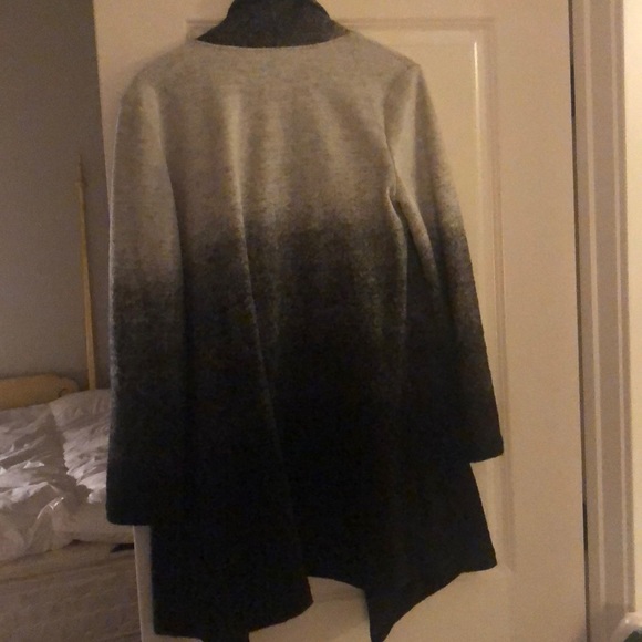 Like New BB Dakota Ombré Coat - Picture 5 of 7